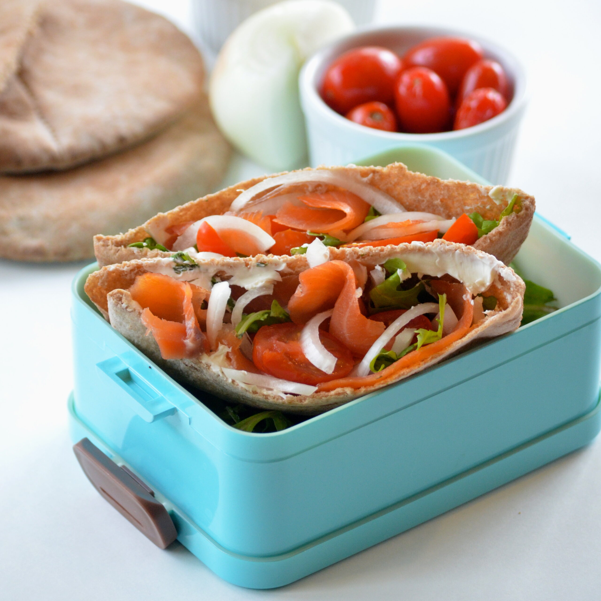 Smoked salmon pita sandwiches a quick healthy and delicious lunch1