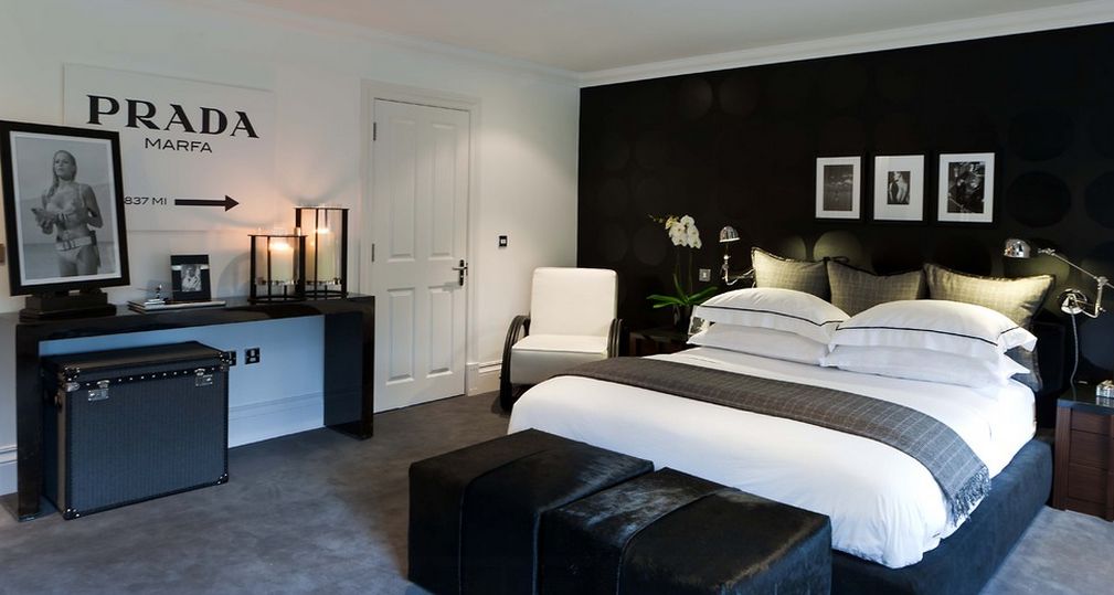 Bachelor master bedroom in black and white